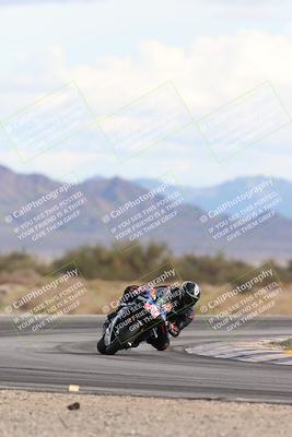 media/Nov-16-2025-Race Pace (Sun) [[8c5fa54630]]/Non Verified Riders (1st 20 Minutes)/5-Turn 15 (110pm)/